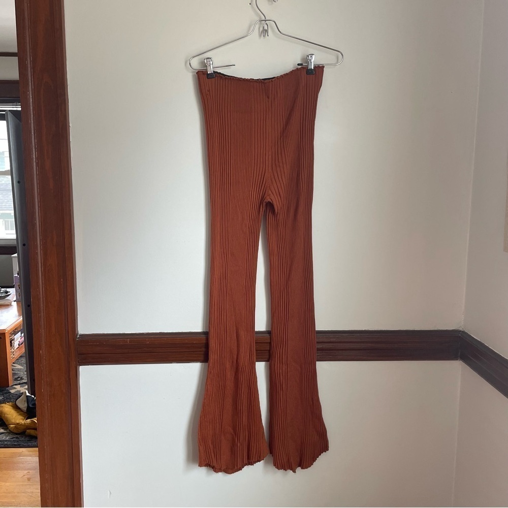 Fun 70s style Ribbed Rust Flared Elastic Waist Trousers